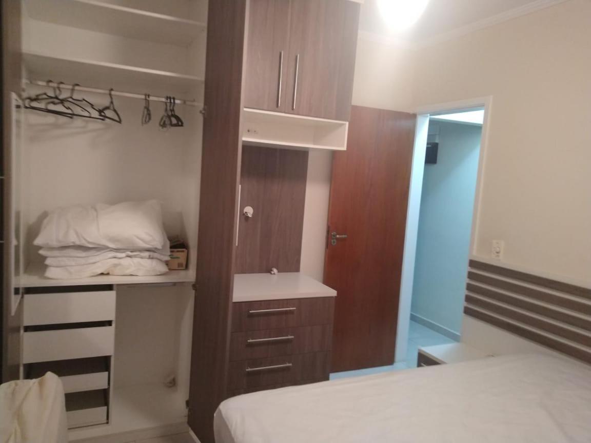 Apto Grande Area Nobre Com Toda Comodidade E Sua Família ! Apartamento Ubatuba