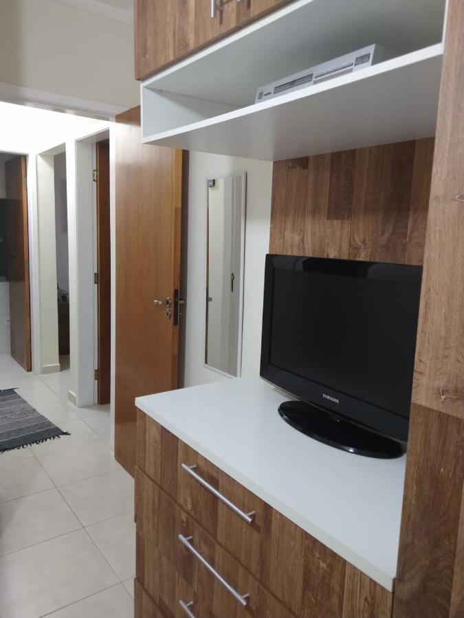 Apto Grande Area Nobre Com Toda Comodidade E Sua Família ! Apartamento *