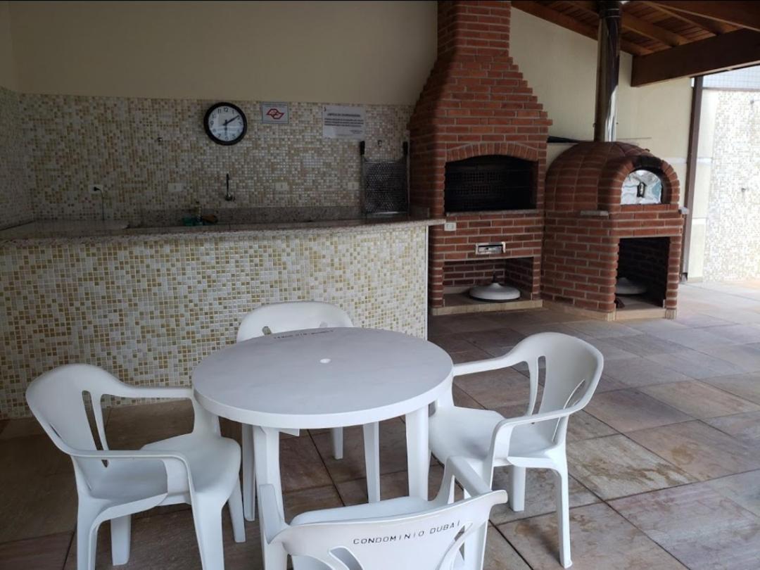 Apto Grande Area Nobre Com Toda Comodidade E Sua Família ! Ubatuba